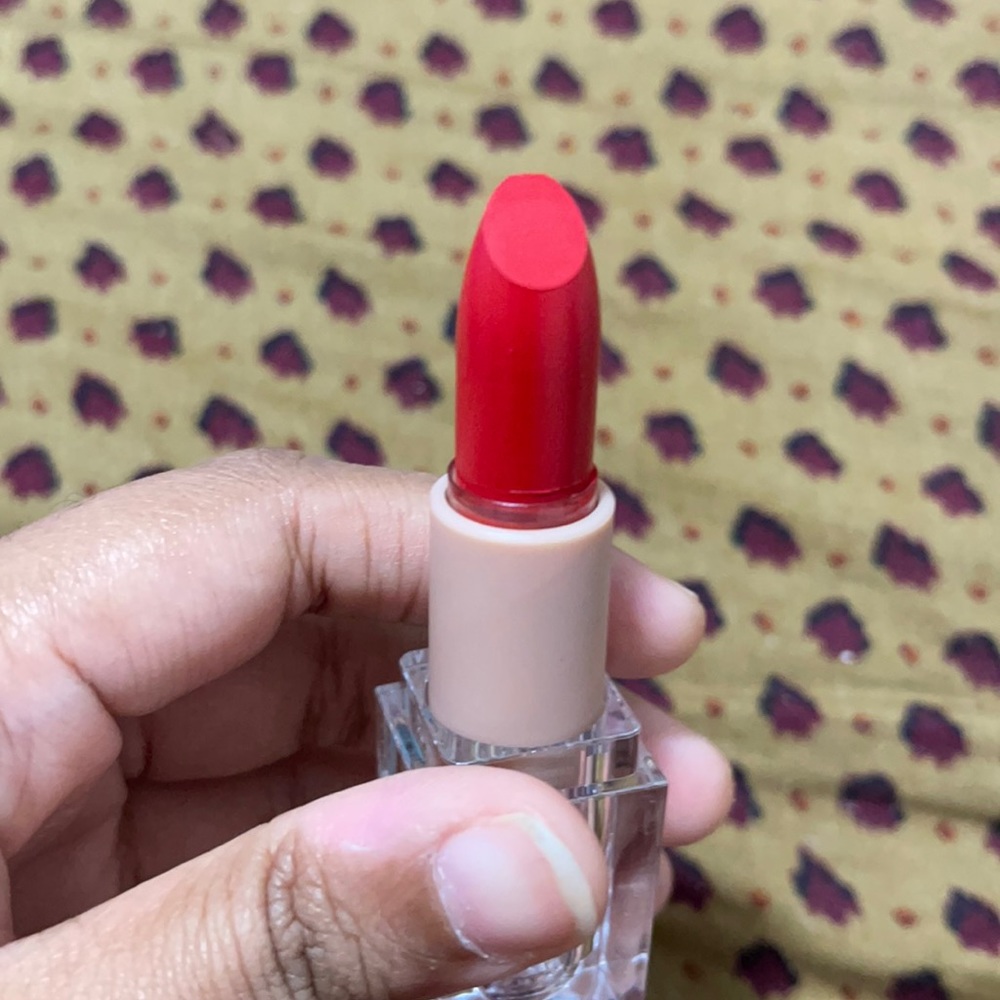 KKW Beauty Lipstick - Candy Apple Red